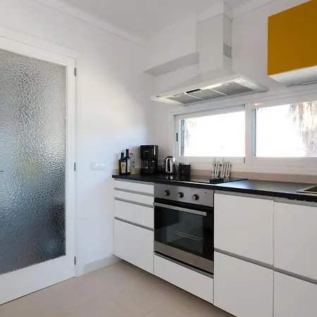 Planeta Mallorca Sea And Mountain Apartment Pollenca